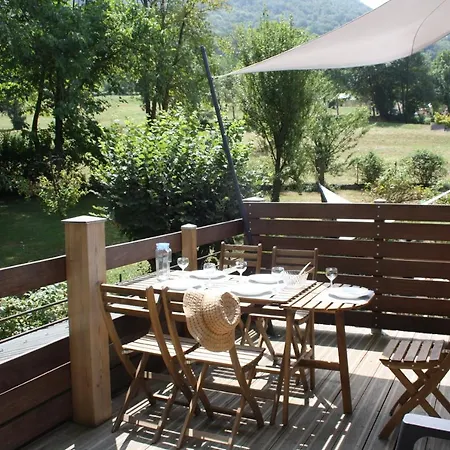 Apartment Ithaque Esterre